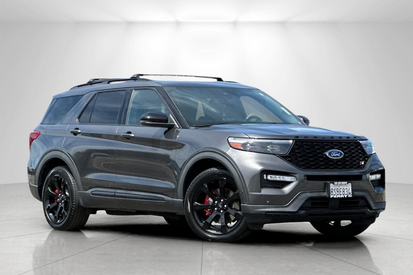 2020 Ford Explorer ST in Magnetic — front three-quarter view