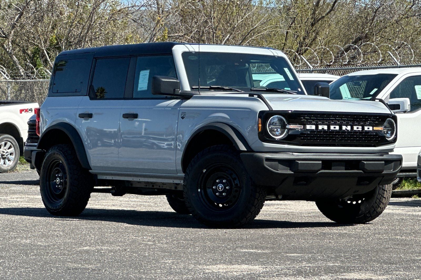 2026 Ford Bronco Big Bend in Avalanche Gray — front three-quarter view