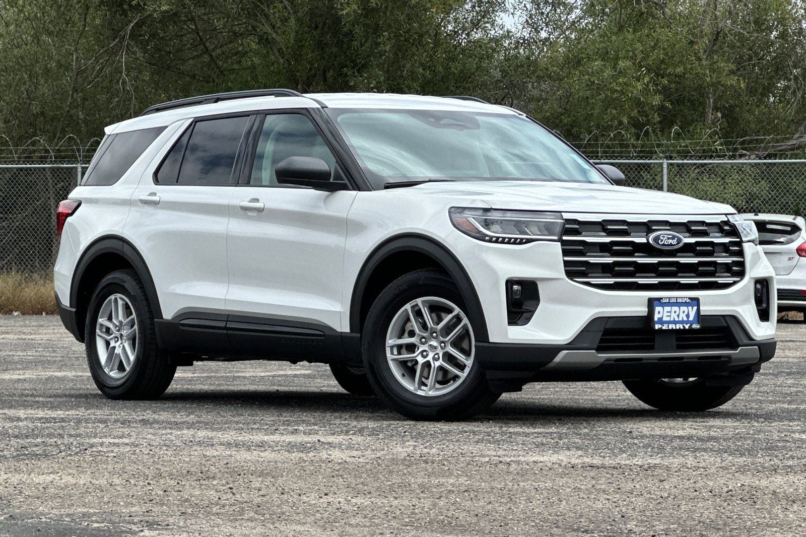 2026 Ford Explorer Active in Star White Metallic Tri-Coat — front three-quarter view