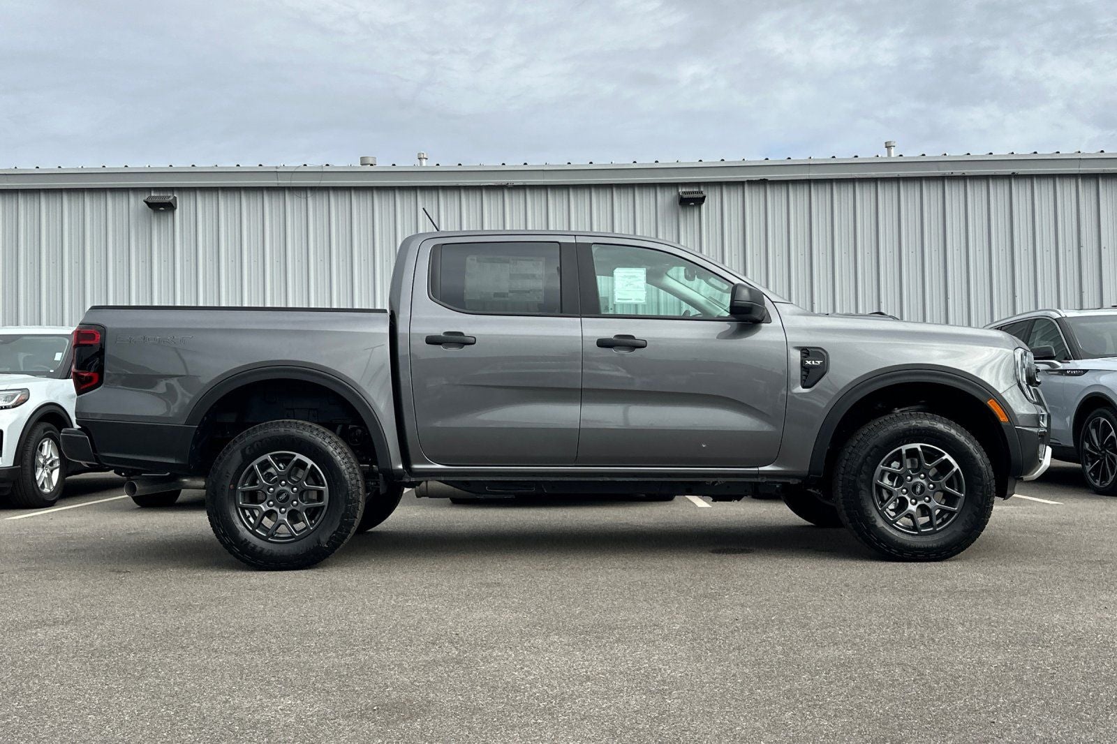 2025 Ford Ranger — side profile view