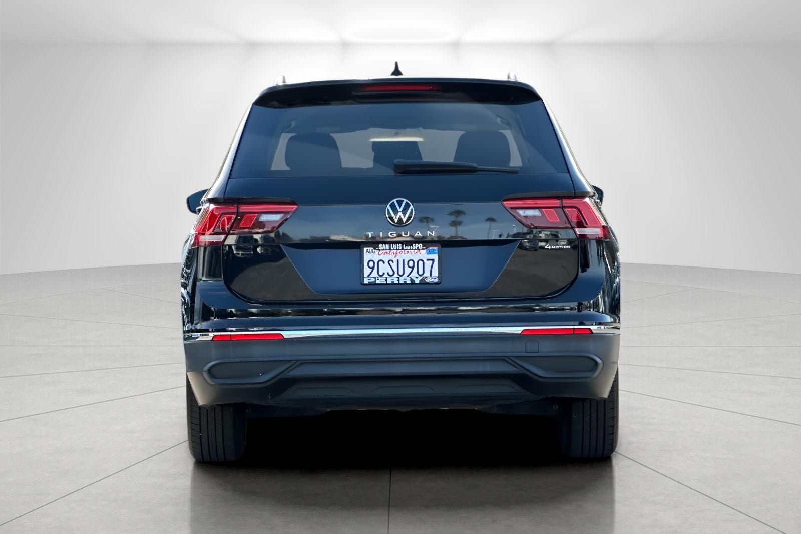 2022 Volkswagen Tiguan — interior view