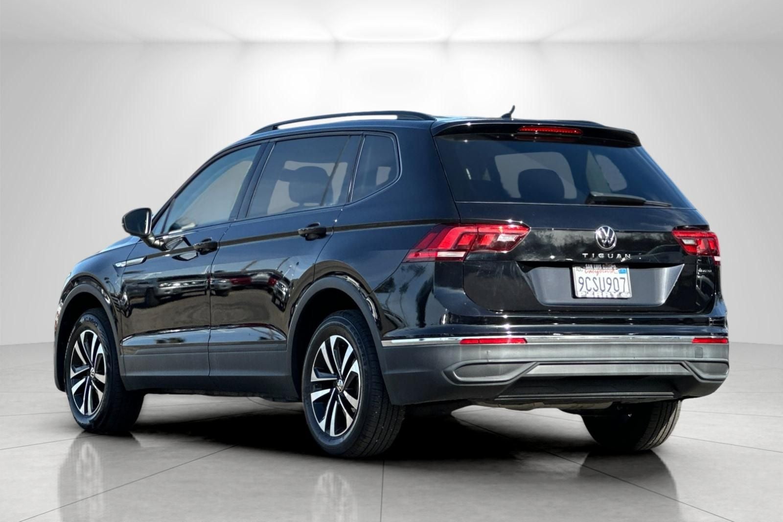 2022 Volkswagen Tiguan — detail view